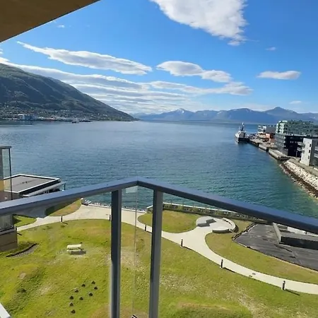 Downtown Design Sea View Aurora 아파트 트롬쇠